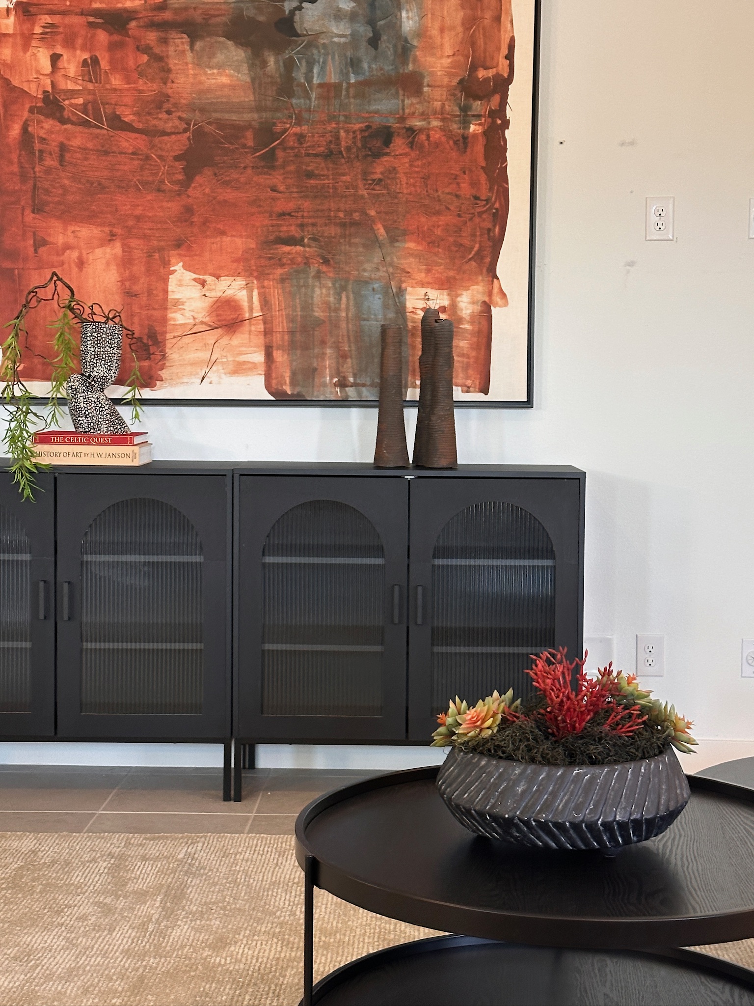 Seasonal Staging Transitions in September