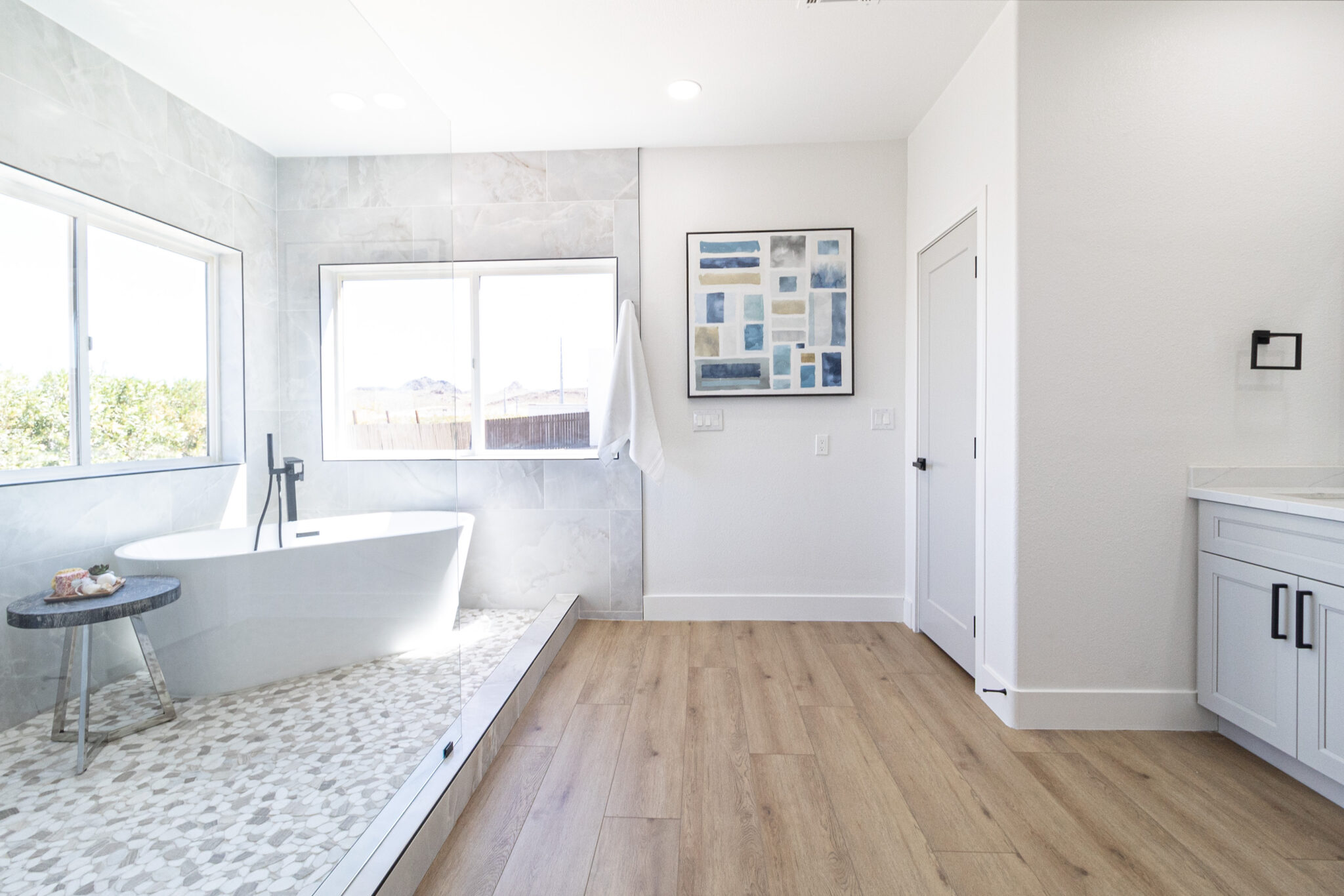 Las Vegas, NV – How a Home Staging Company Turns an Empty Room Into a Retreat